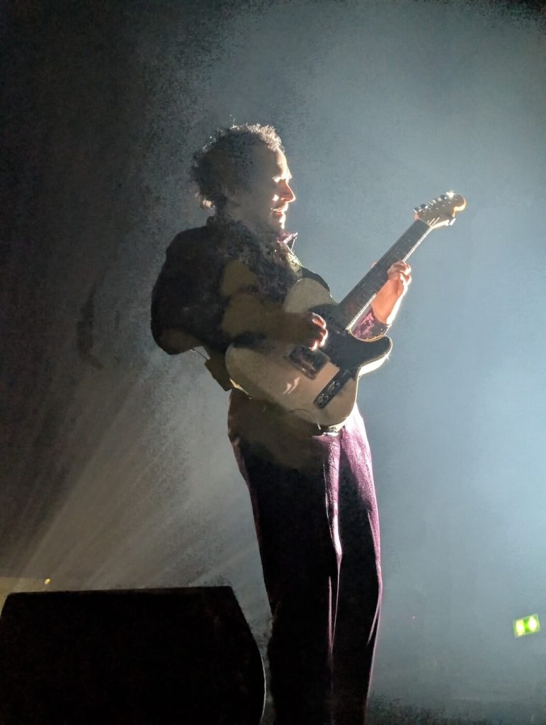 Thibault Cauvin enflamme le Fémina : une soirée guitare inoubliable 9 thilbault gauvin femina guitare spectacle 8