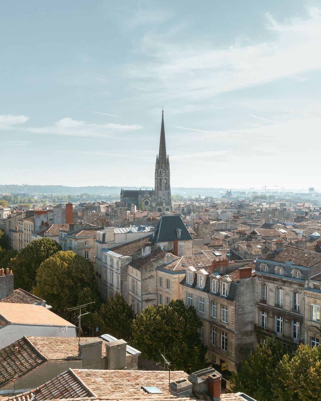Vue du ciel de la ville de Bordeaux
